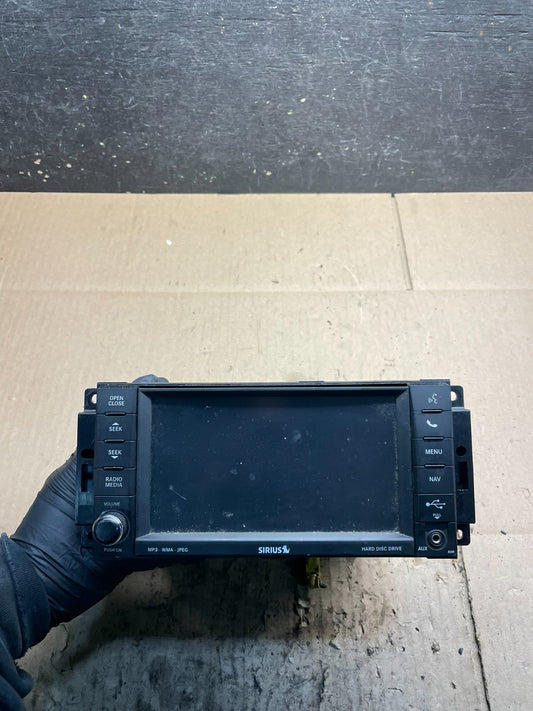 2007 2013 Jeep Dodge Chrysler Screen Display CD Player Satellite Radio V9131 DG0