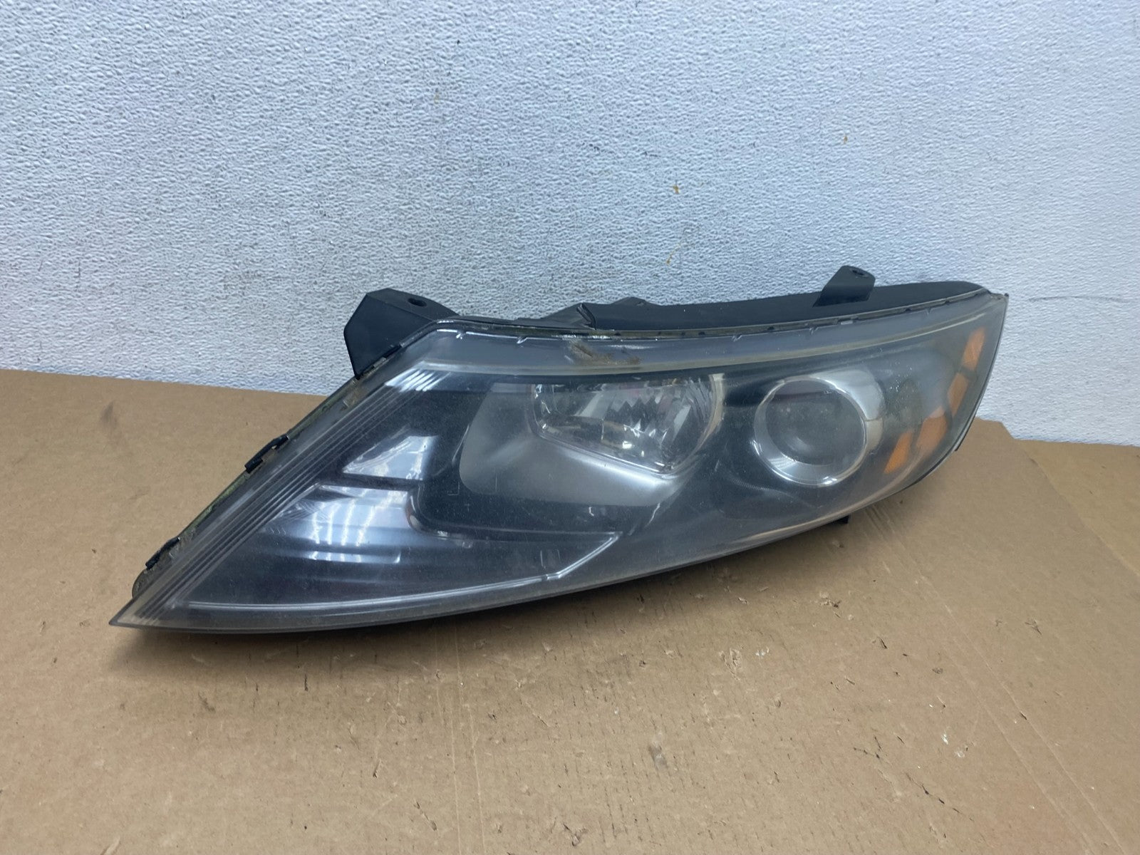 2011-2013 Kia Optima Left Driver LH Side Headlight Halogen AD7956 DW2