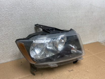 2011-2013 Jeep Grand Cherokee Right Passenger Halogen Headlight Y8590 DG2