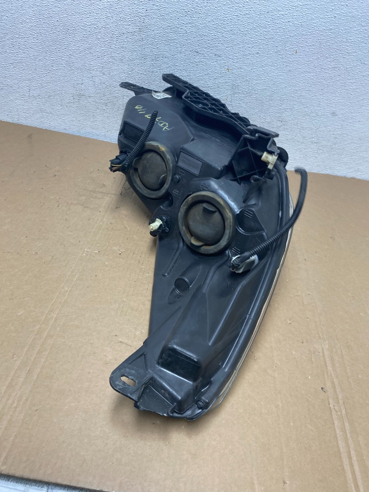 2013 - 2016 Ford Escape Headlight Left Driver Lh Side Halogen AD7940 DW11
