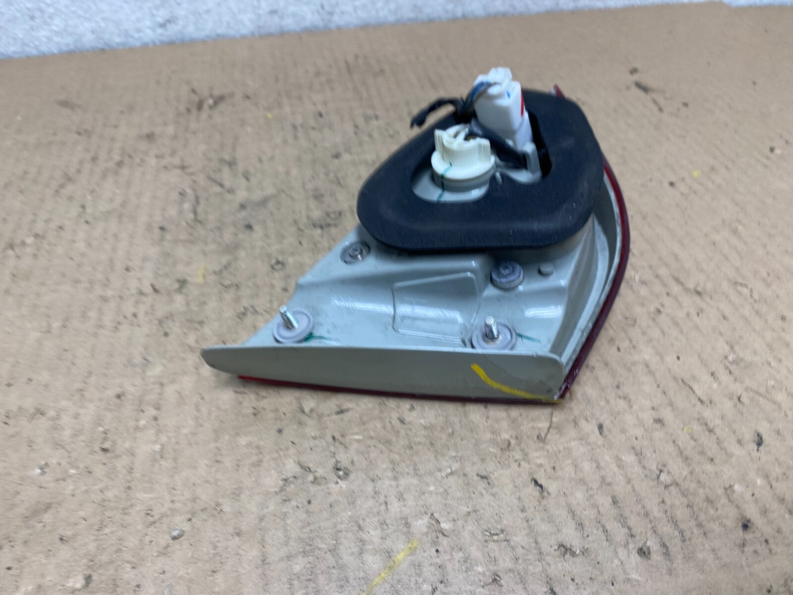 2011 to 2014 Hyundai Sonata Right Passenger Rh Inner Tail Light Oem L8725 DW8