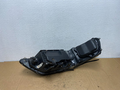 2005 to 2011 Lincoln Town Car Left Driver LH Side Headlight AD3298 DW6
