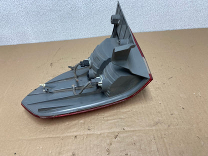 2005 2006 2007 Honda Odyssey Left Driver LH Side Tail Light Oem AB6202 LK5