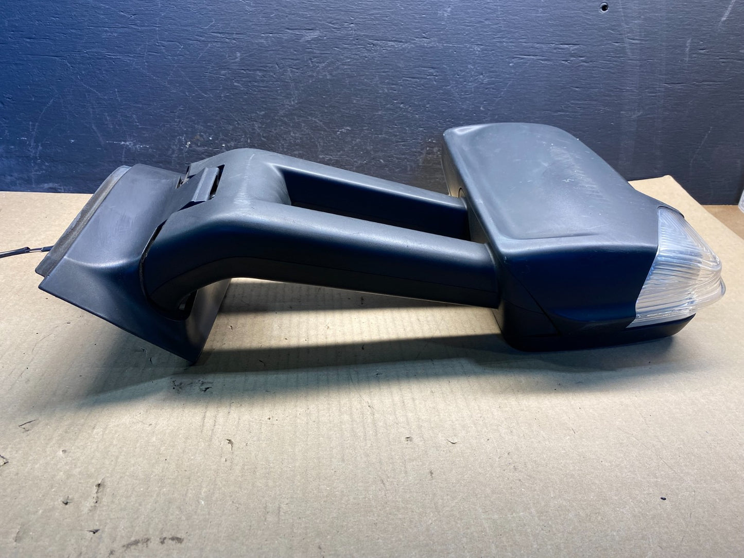 2007 to 2017 Mercedes-Benz Sprinter Left Driver View Door Mirror ac8865 DG3