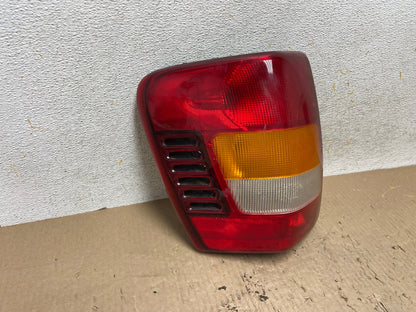 1999 - 2004 Jeep Grand Cherokee WJ Left Driver Lh Tail Light AH6035 LK1