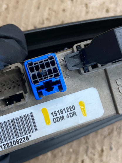 2003-2006 Chevrolet Silverado Driver Side Master Window Switch AE4111 DG5