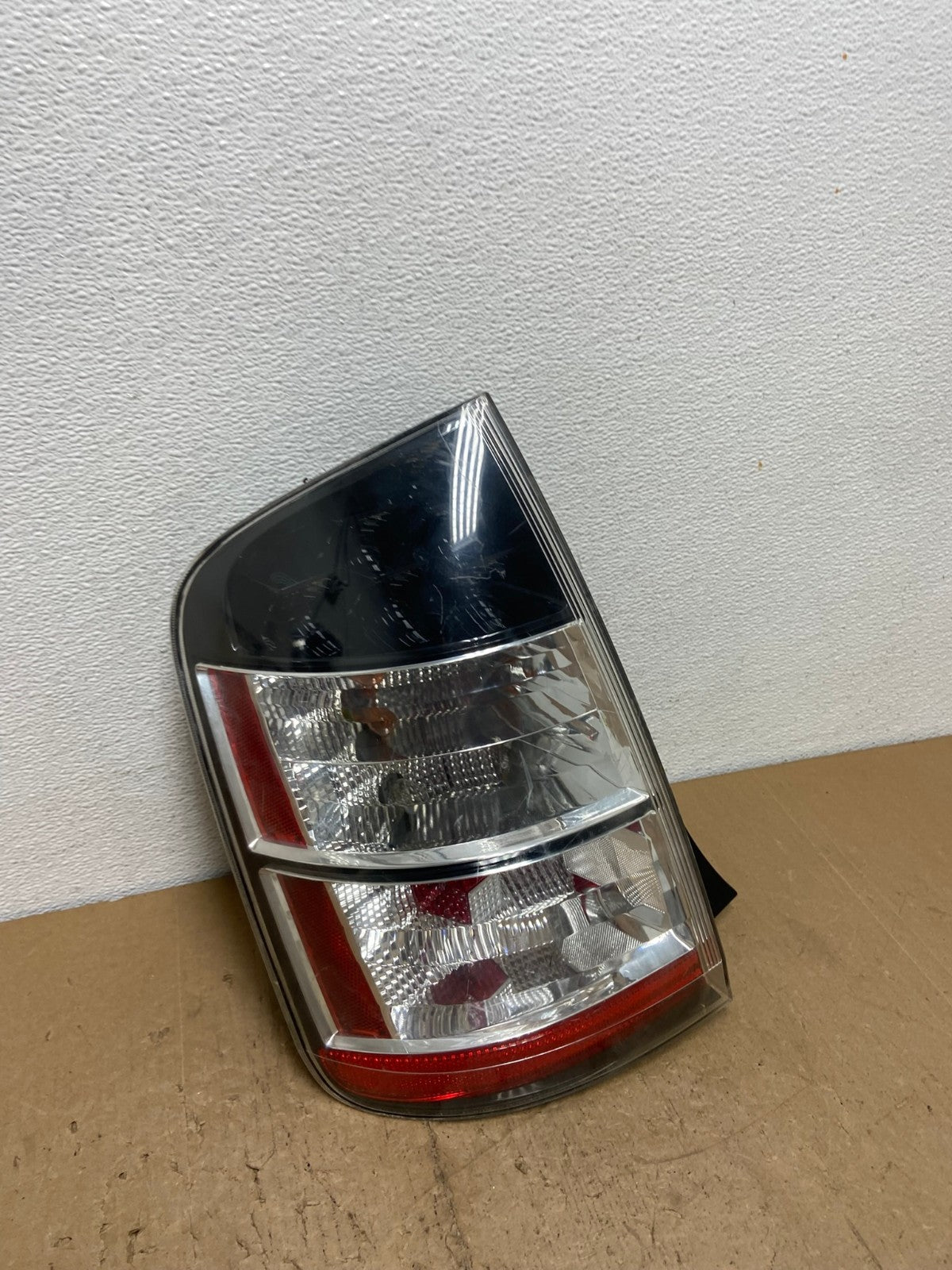 2004 2005 Toyota Prius Tail Light Left Driver Lh Side AC7188 LK2
