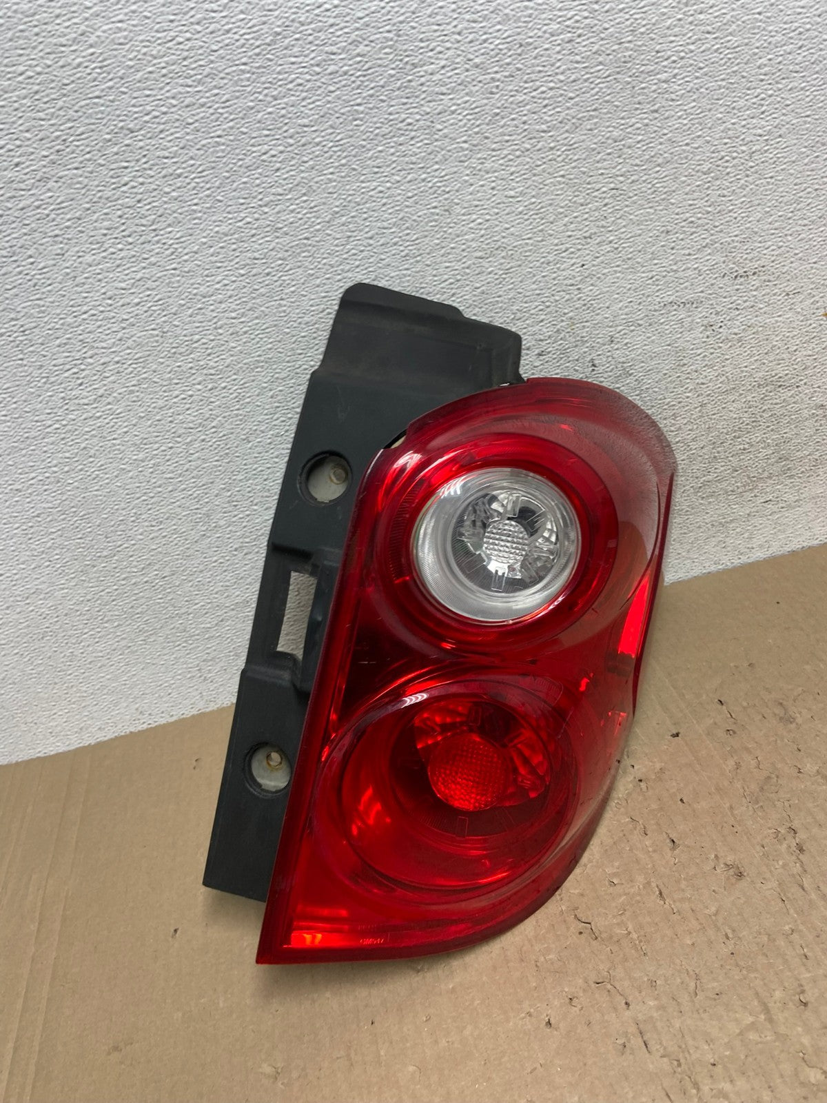 2010 to 2015 Chevrolet Equinox Right Passenger Rh Side Tail Light AE9737 LK2