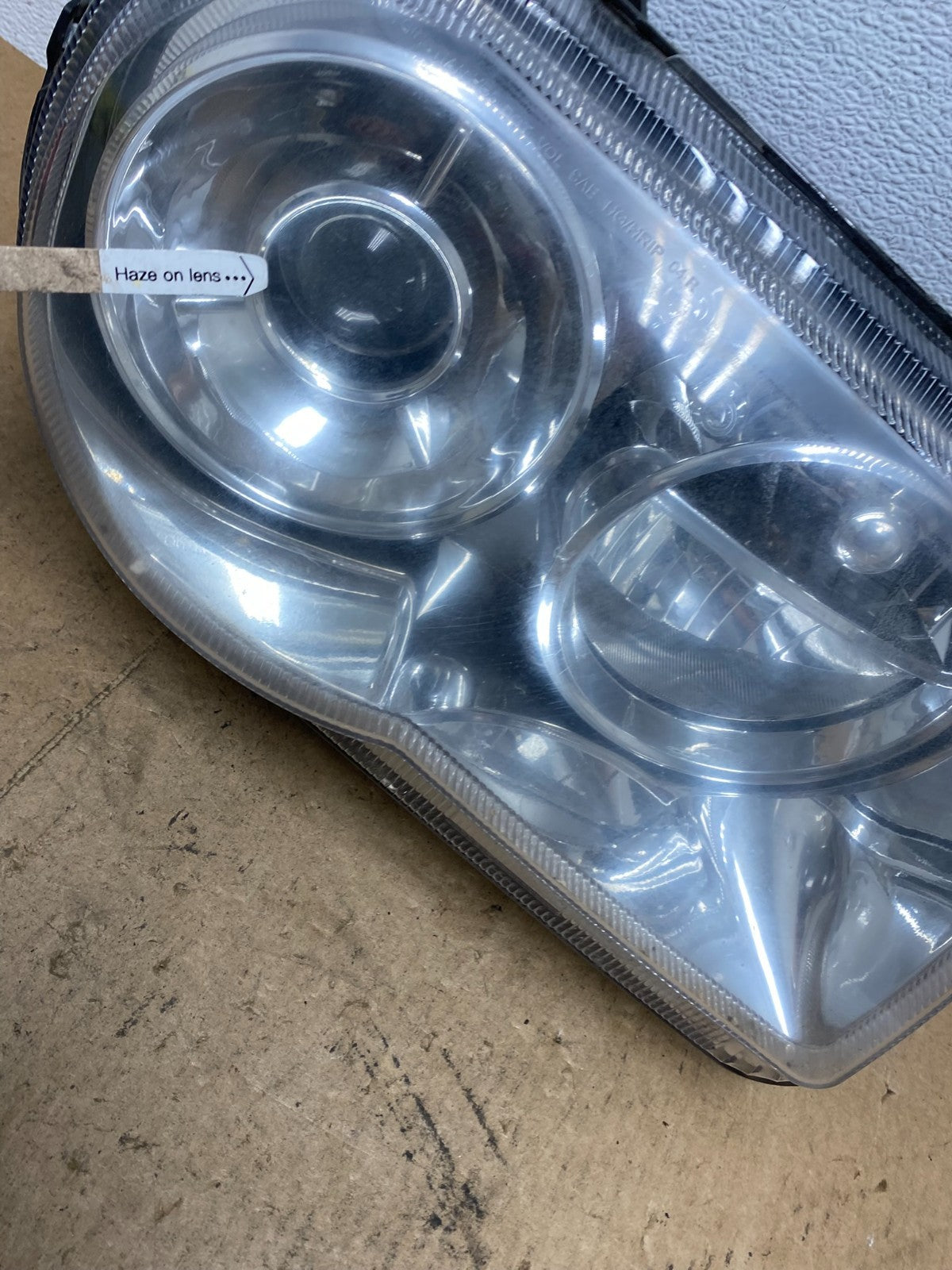 2005 to 2010 Chrysler 300C Right Passenger RH Side Halogen Headlight AC3319 DW4
