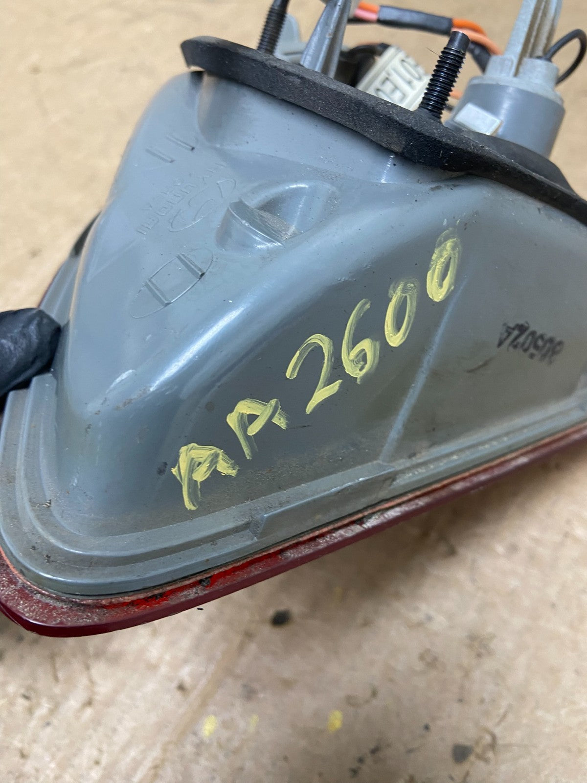2007 to 2012 Hyundai Veracruz Right Passenger RH Inner Tail Light OEM AA2600 DW7