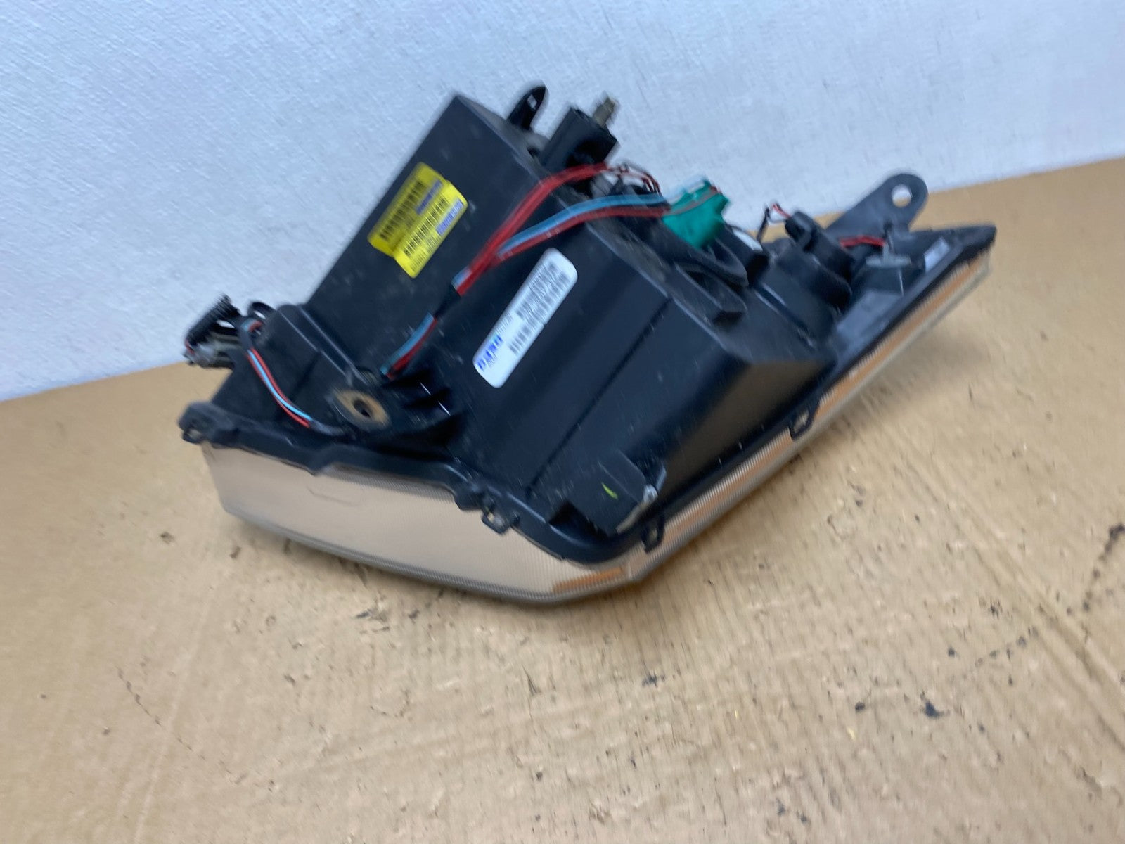 2007-2009 Nissan Sentra Halogen Right Passenger RH Side Headlight AC8156 DW7