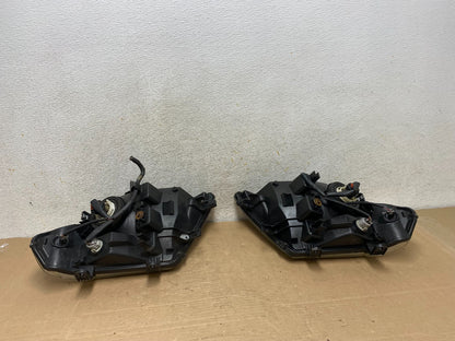 2008 to 2012 Nissan Pathfinder Halogen Headlights Left+Right AH9432 DW7