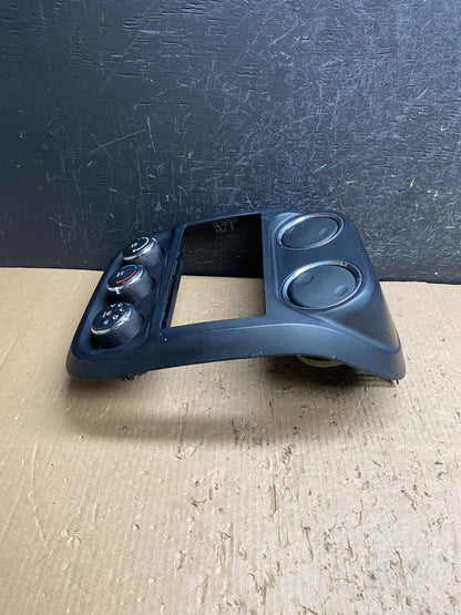 2011 to 2017 Jeep Patriot Dash Climate Temperature Control Radio Bezel AE4504 DG2