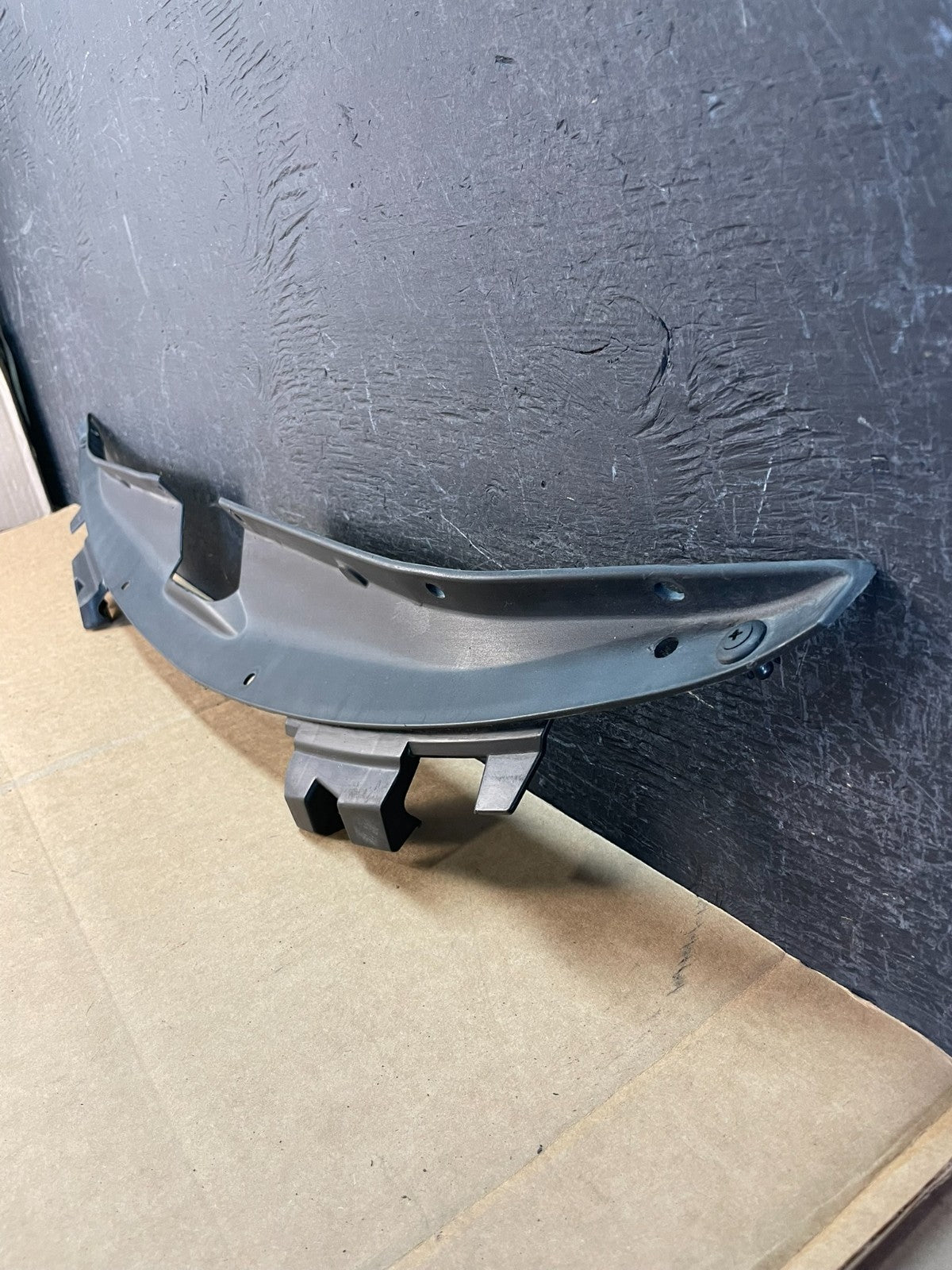 2011-2015 Hyundai Sonata Hybrid Front Bumper Radiator Cover Grille AE0870 DG1