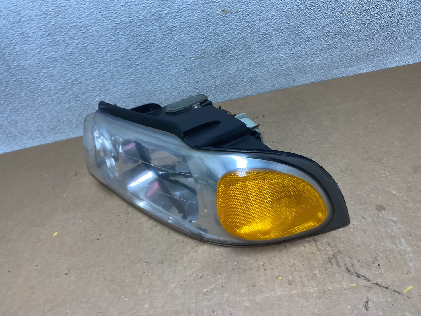 1998 to 2002 Lincoln Navigator Left Driver Lh Halogen Headlight OEM Z7002 DW1