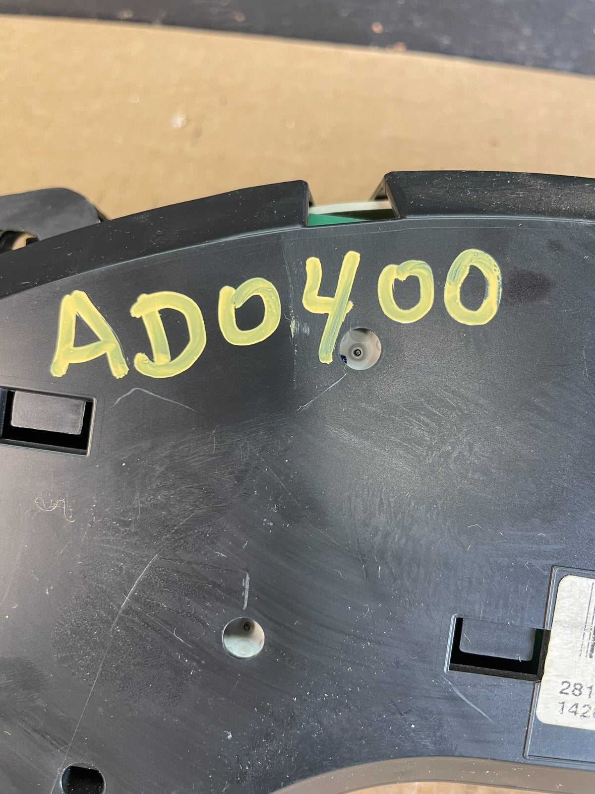 2010 - 2012 Chevrolet Express 2500 3500 Speedometer Cluster Gauge AD0400 DG8