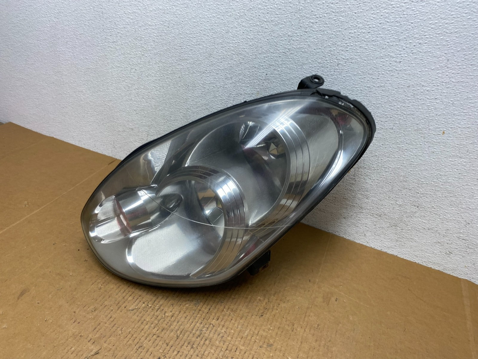 2005-2006 Infiniti G35 Sedan Left Driver Xenon Hid Headlight AE0567 DW1
