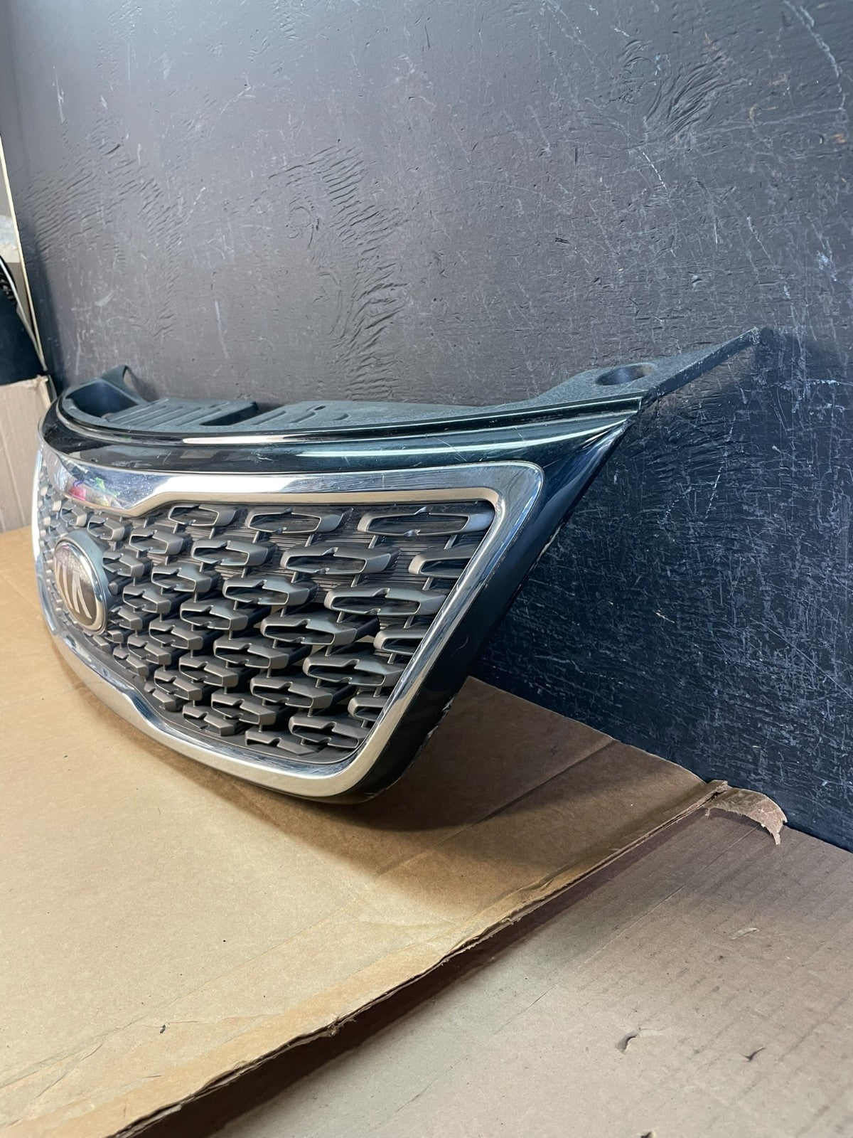 2014 2015 Kia Sorento Front Upper Grill Grille AE0851 DG1