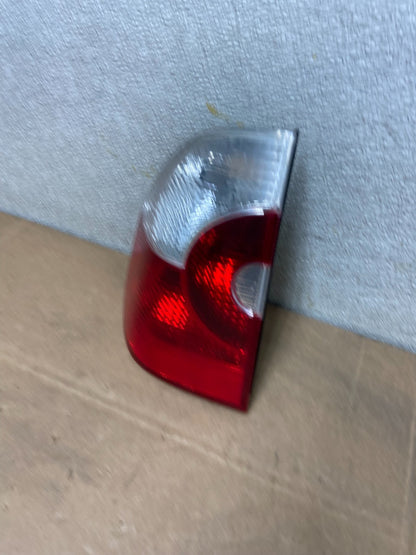 2004 2005 2006 Bmw X3 Left Driver Lh Side Tail Light OEM Y5124 DW1