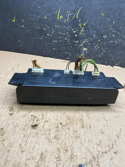 2008 to 2009 Land Rover Range LR3 AC Heater Climate Control Module y8120 DG4