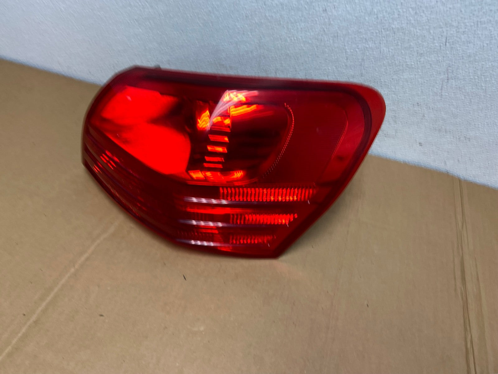 2008 to 2015 Nissan Rogue Right Passenger Rh Side Tail Light AC7447 LK1