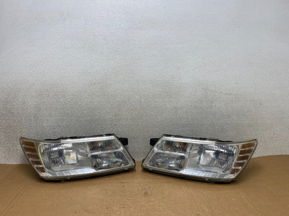2009 to 2017 Dodge Journey Headlights Left+Right Set Halogen V4954 DW0