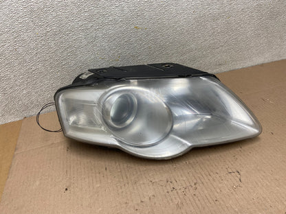 2006-2010 Volkswagen Passat Right Passenger Side Halogen Headlight Z3913 DW0