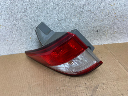 2011 to 2017 Nissan Quest Left Passenger LH Side Tail Light AI4748 LK0