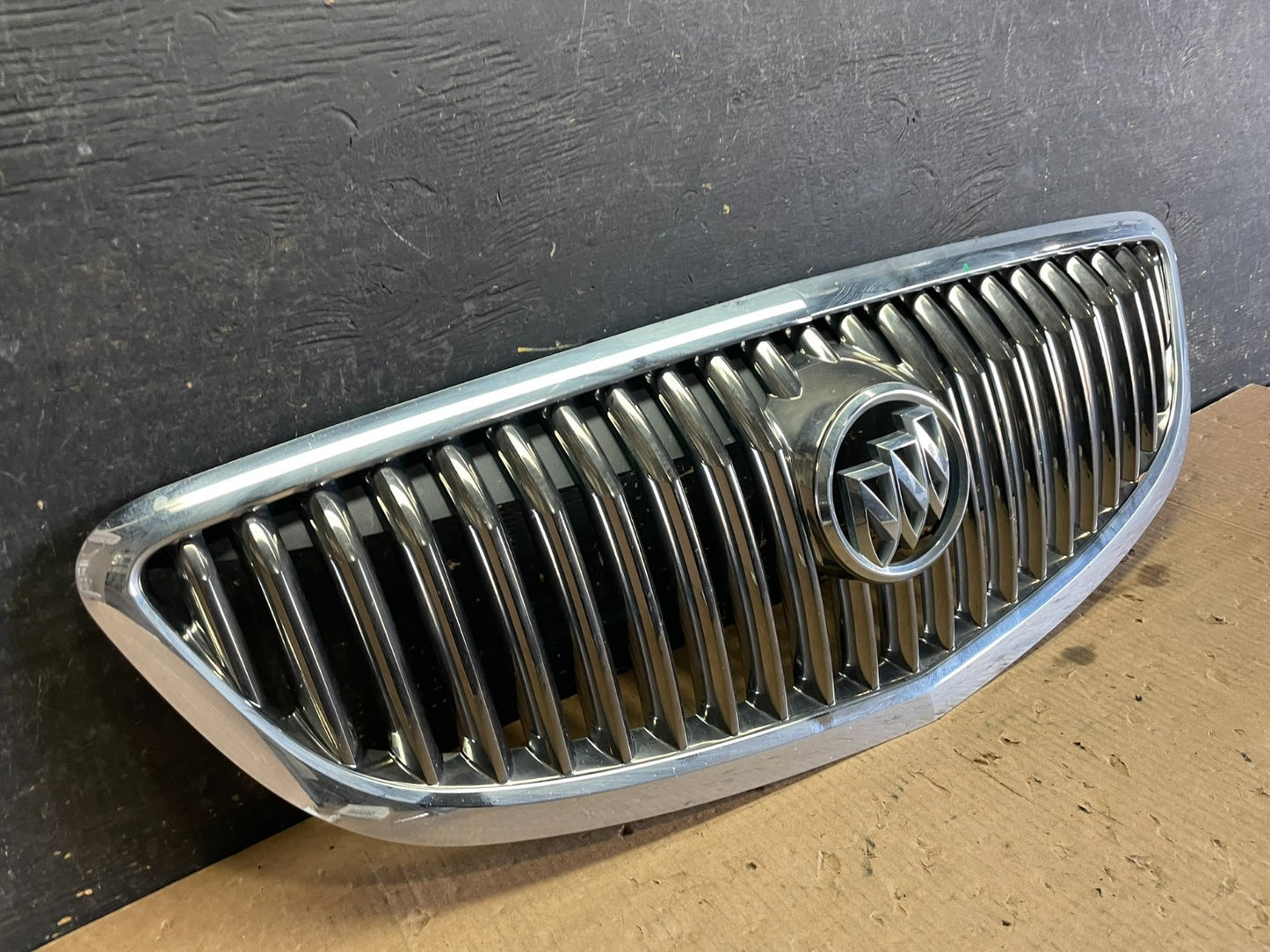 2008 to 2012 Buick Enclave Front Upper Grill Grille Oem y9797 DG1