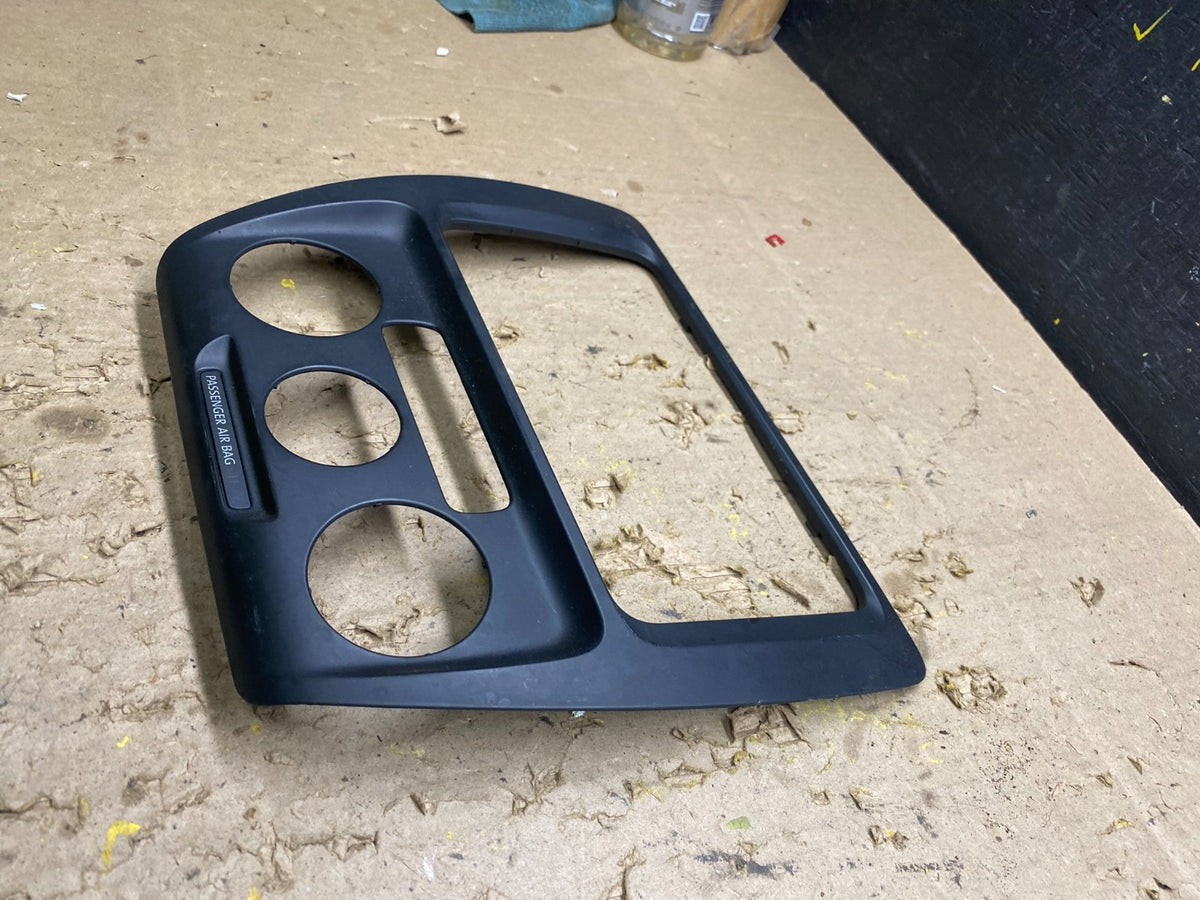 2016 2017 2018 Volkswagen Jetta Panel Radio Climate Control Bezel Trim u5840 DG1