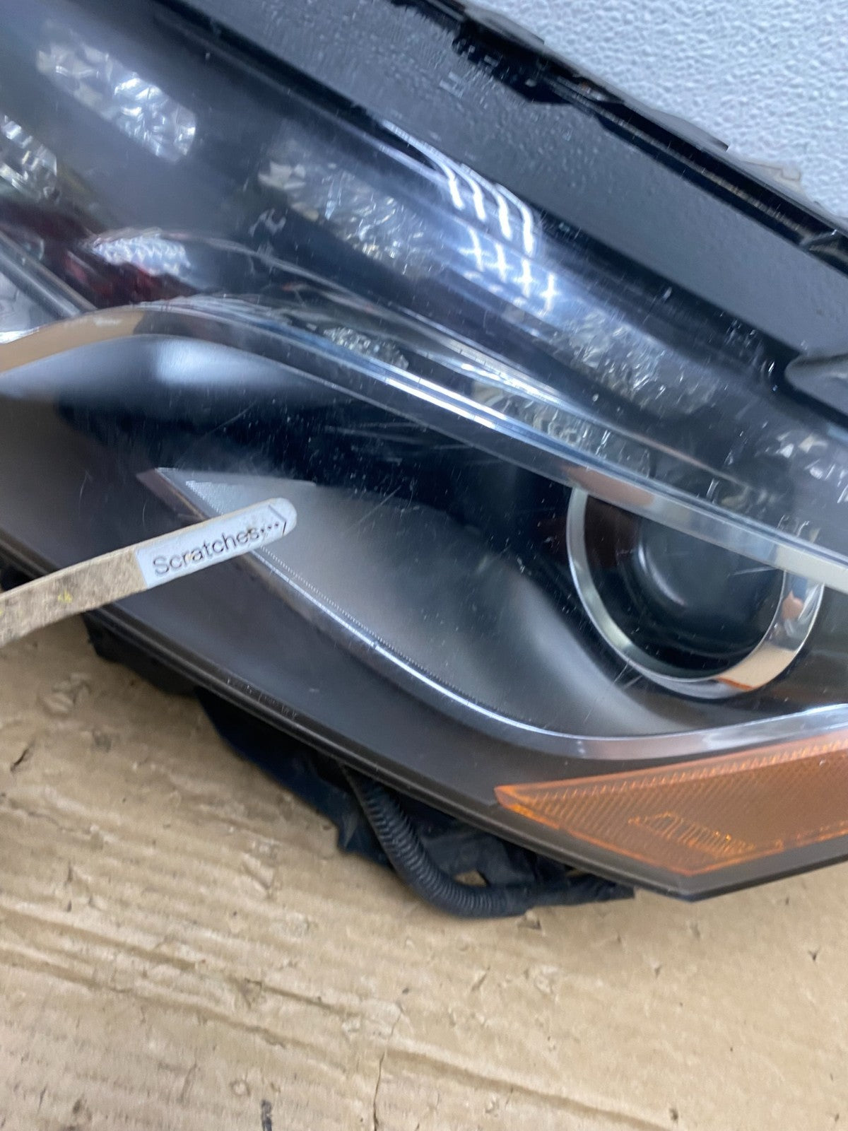 2009-2012 Audi Q5 Left Driver LH Side Xenon HID Headlight AD4059 DW3