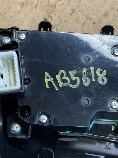 2009-2014 Nissan Murano AM FM Radio CD Control Panel ab5618 DG6