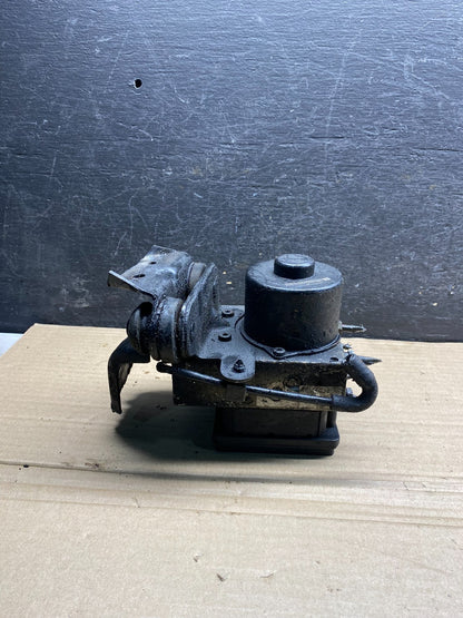2002 to 2005 Mercedes ML-Class ML320 ABS Control Module A1635450316 AH9615 DG3
