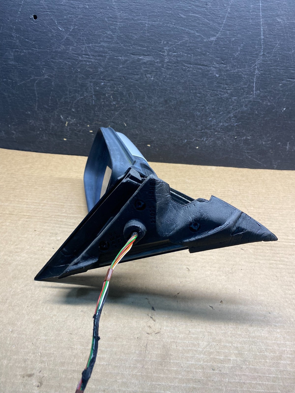 2001 to 2006 BMW 325i Right Passenger Side View Door Mirror af7785 DG4