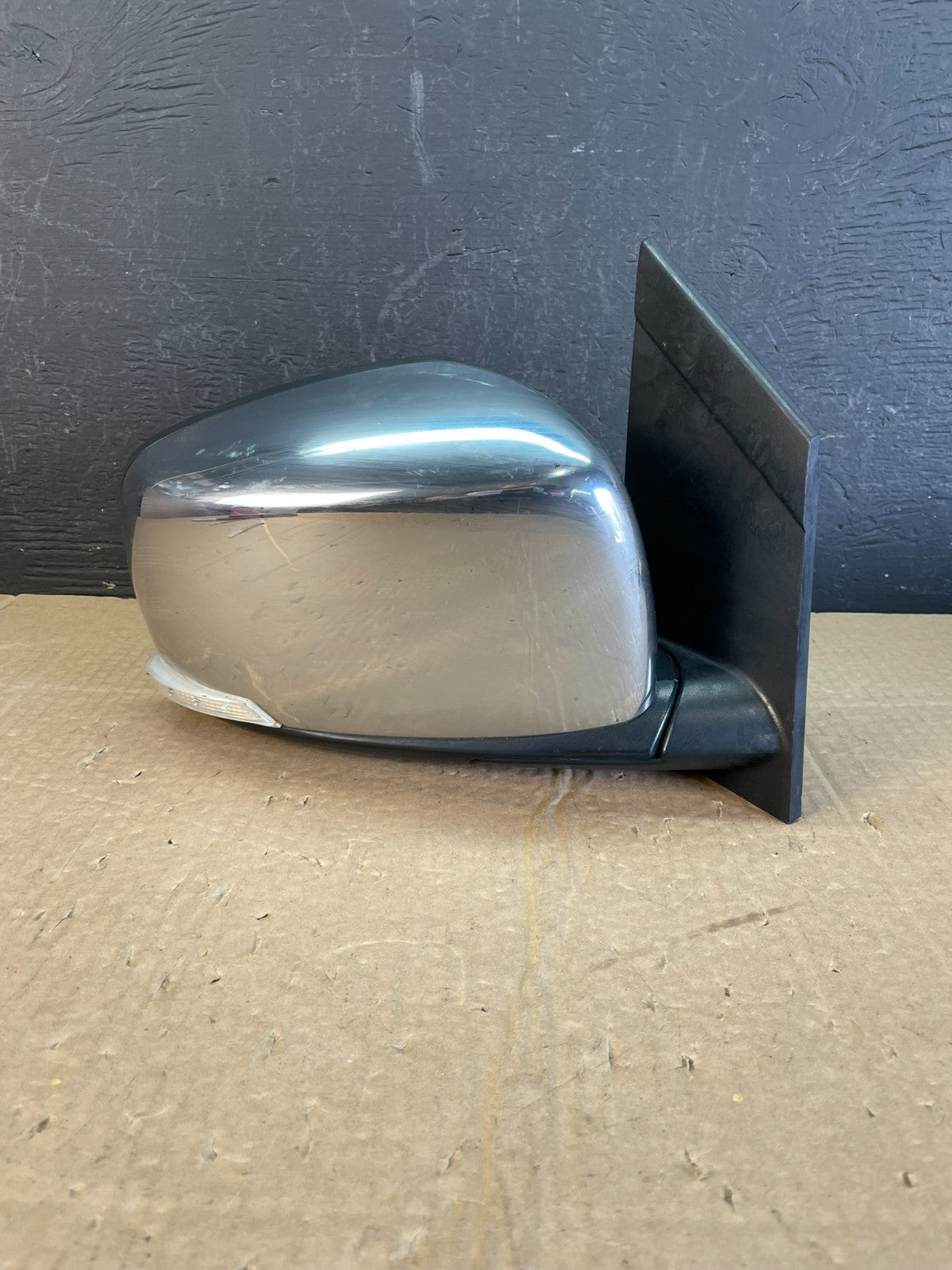 2011-2016 Chrysler Town Country Right Passenger Turn Door Heat Mirror AC9855 DW0