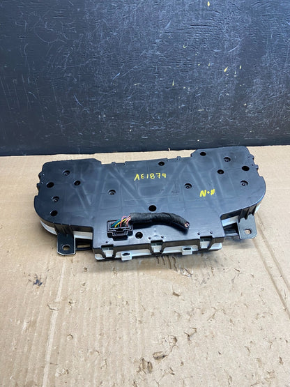 2007 to 2013 Chevrolet Silverado Suburban Cluster Gauge Speedometer AE18745