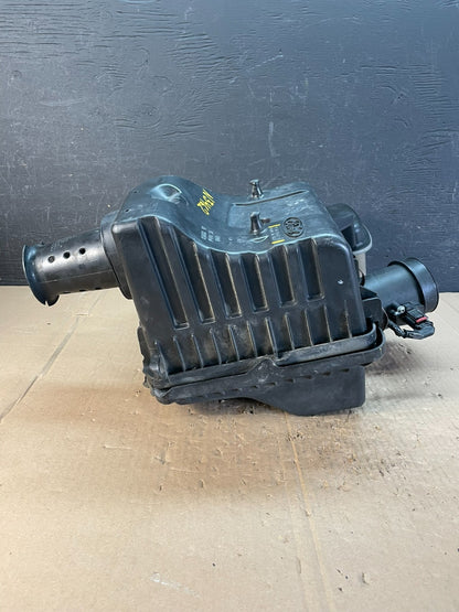 2009 to 2010 Ford Expedition Air Intake Cleaner Box Coolant Bottle AD8270 DG3