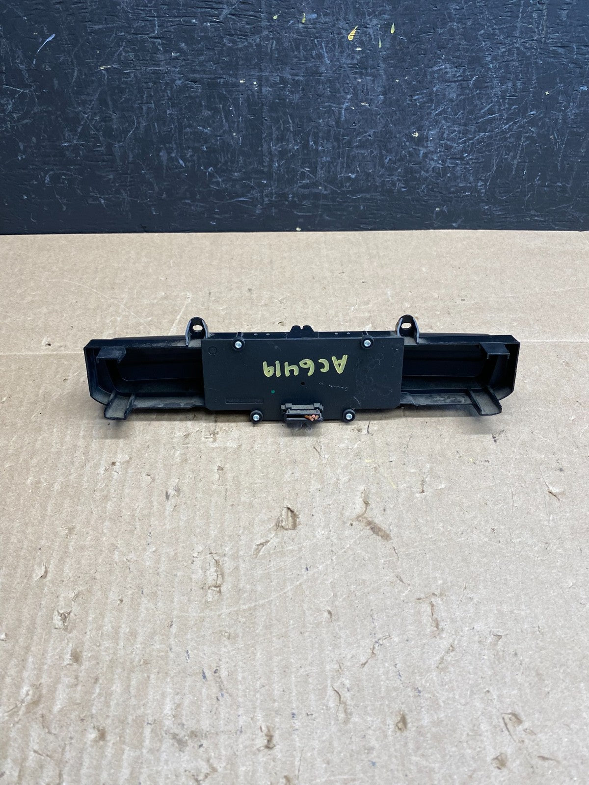 2006-2011 Mercedes Dodge Sprinter Center Hazard Door Lock Unlock Switch AC6419 D3