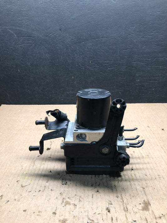 2008 to 2010 BMW 5-Series ABS Anti-Lock Brake Pump 3451 6780647 OEM G4204 PS0