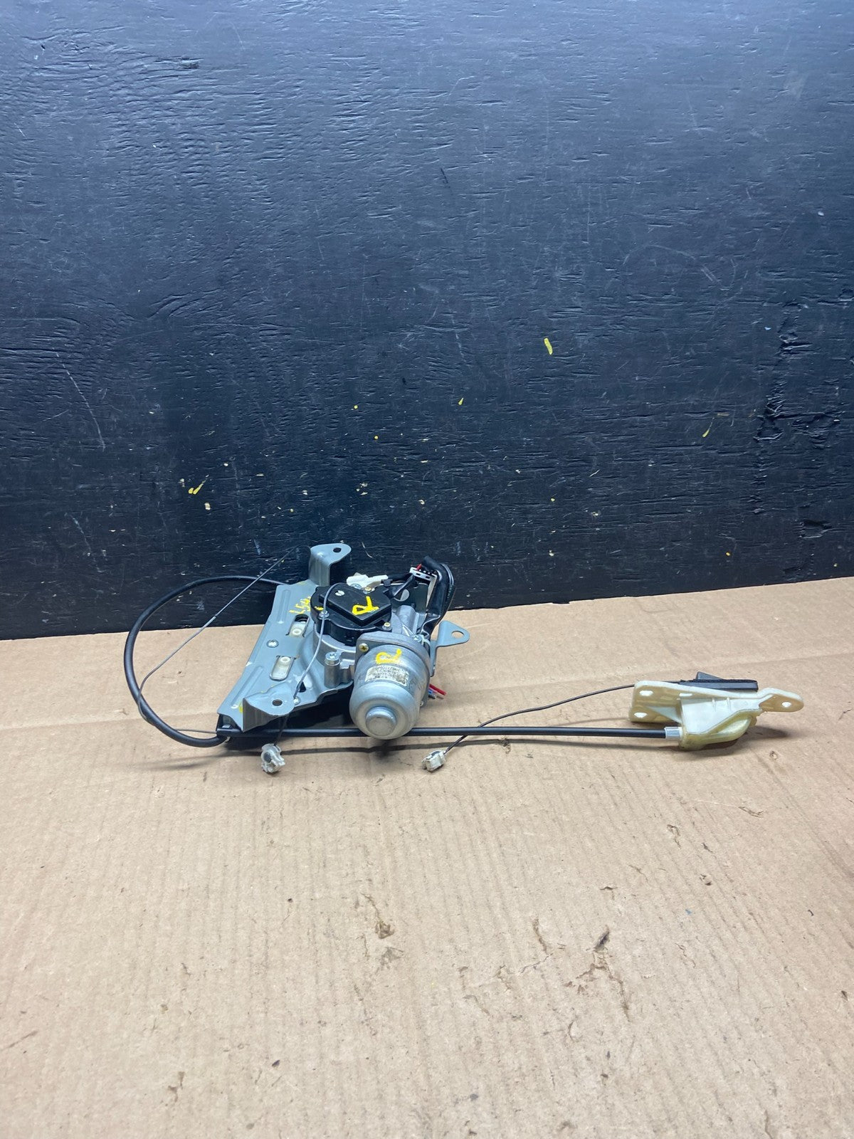 2011 to 2017 Nissan Quest Rear Right Side Power Sliding Door Motor Wire Q07891