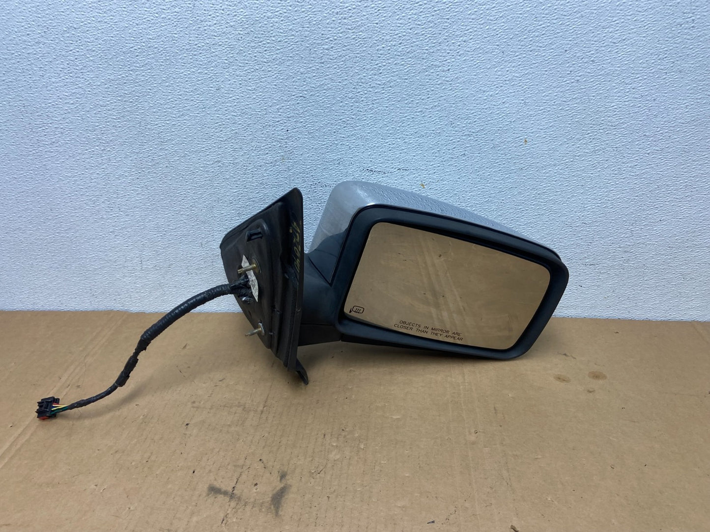 2003-2006 Ford Expedition Right Passenger Side View Door Heated Mirror AD2690 DW4
