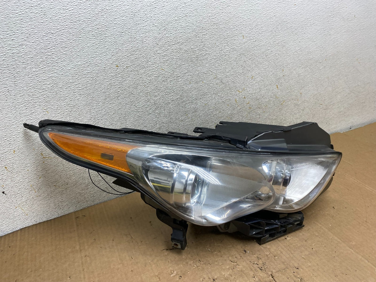 2009-2017 Infiniti FX35 FX37 FX50 QX70 Hid Xenon Right Headlight AI9070 DW2