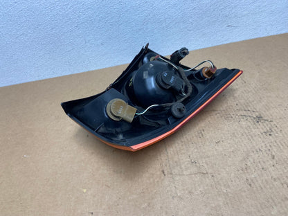 2004 to 2006 Chrysler Pacifica Right Passenger Rh Side Tail Light Oem AC3035 LK5