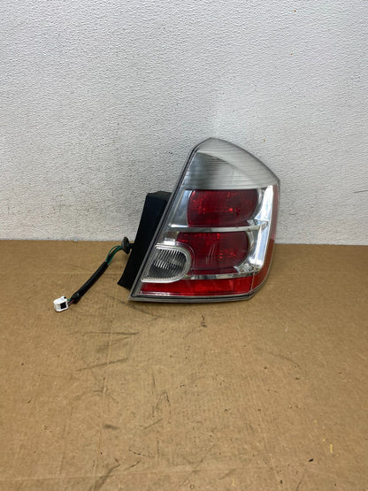 2007 to 2012 Nissan Sentra Right Passenger Rh Side Tail Light AD6229 DW0