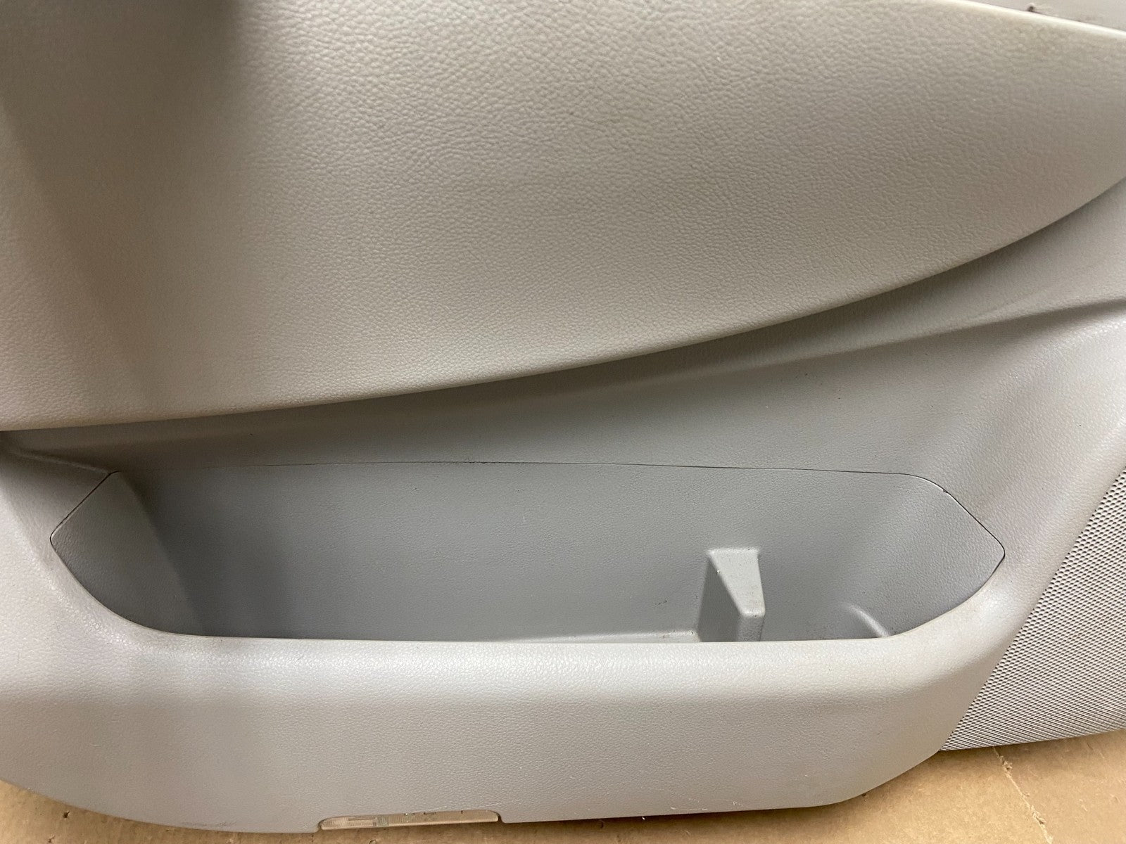 2011-2014 Toyota Sienna Front Left Driver LH Door Trim Cover Panel AC1081 DG4