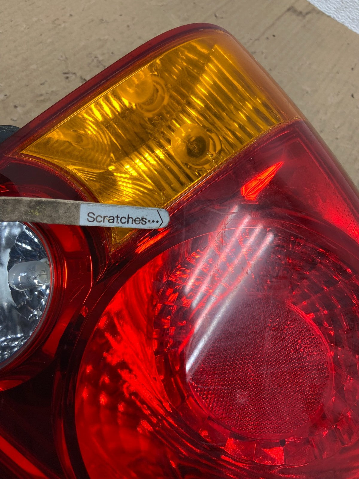 2003 to 2004 Hyundai Accent Sedan Left Driver LH Tail Light ae9069 DG3