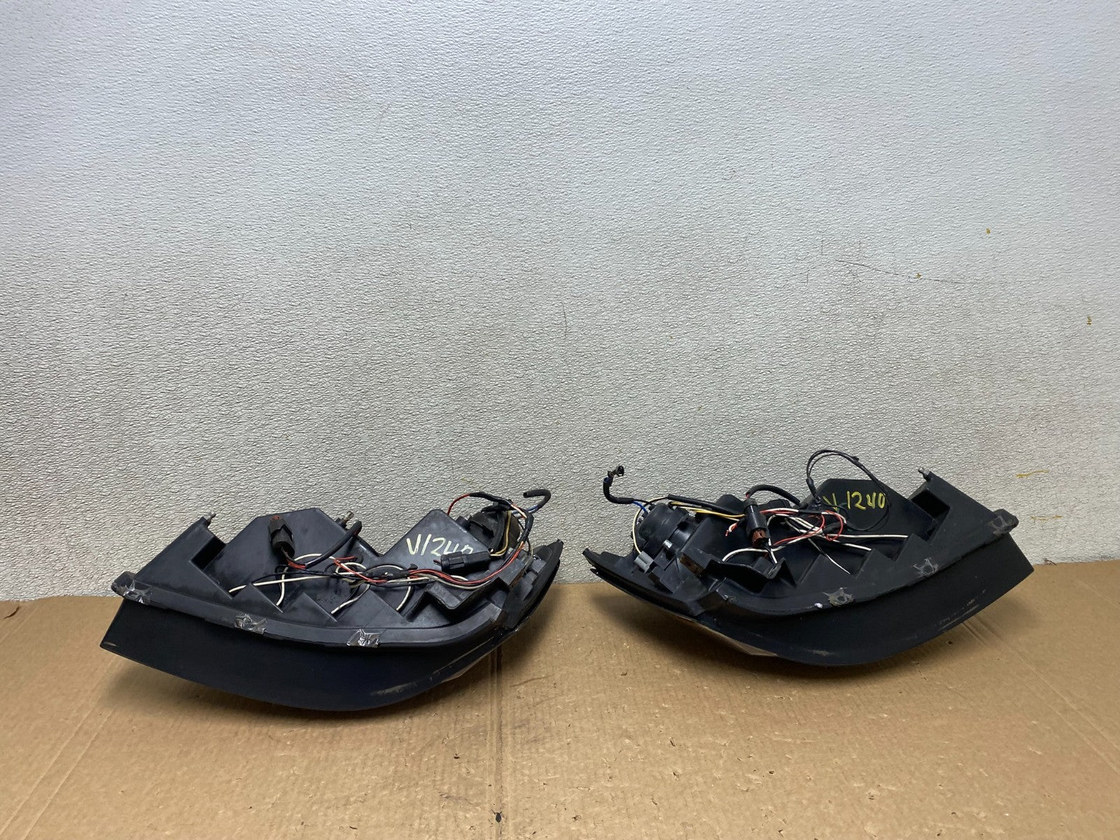 2002 to 2004 Nissan Altima Left+Right Side Set LED Black Headlights  V1240 DG10