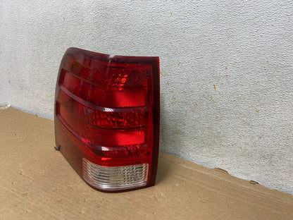 2003 2004 2005 2006 Ford Expedition Left Driver Lh Tail light DEPO AH8347 LK2