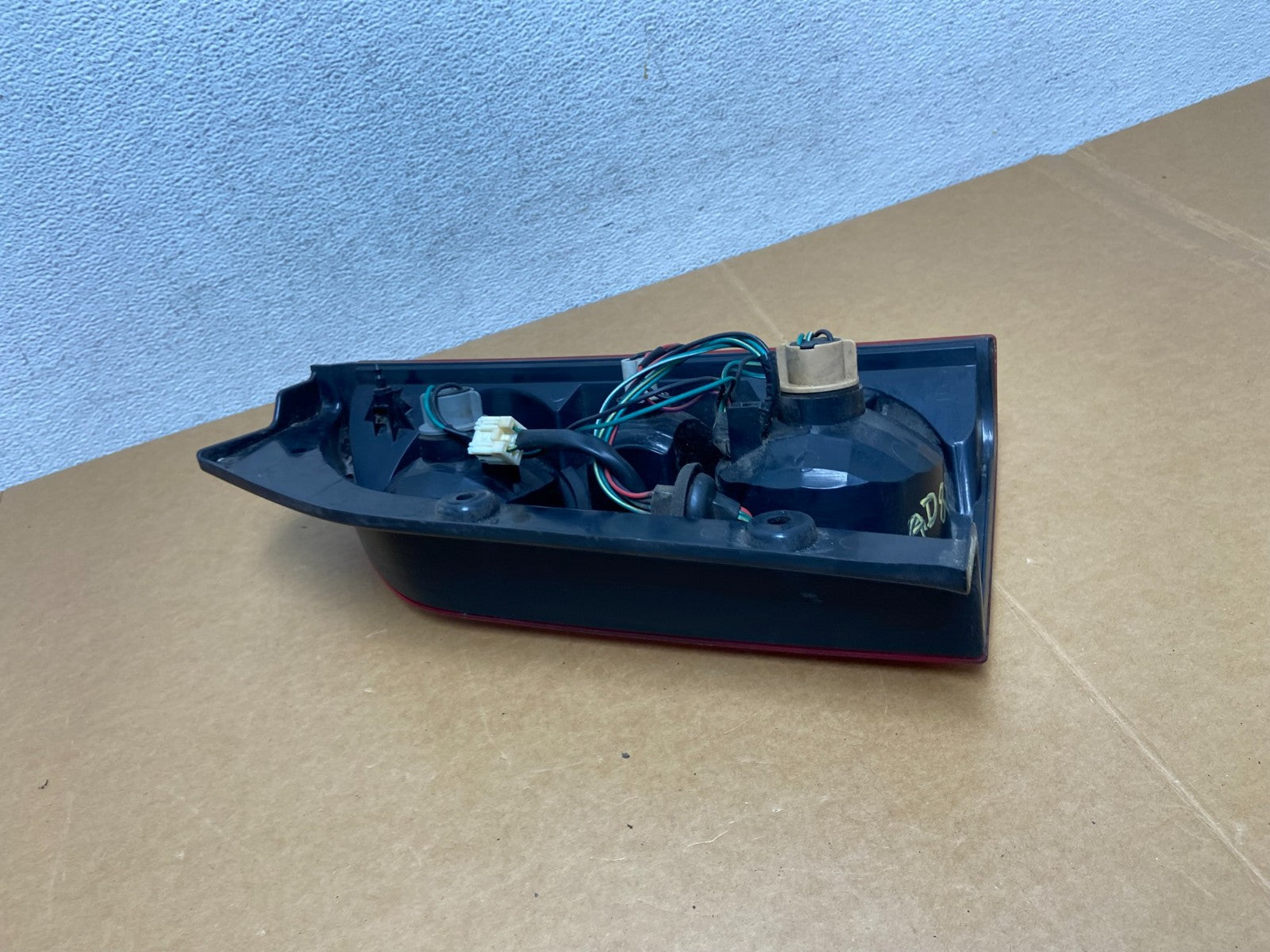 2005 to 2015 Nissan Xterra Tail light Left Driver Lh Side AD8886 DW4