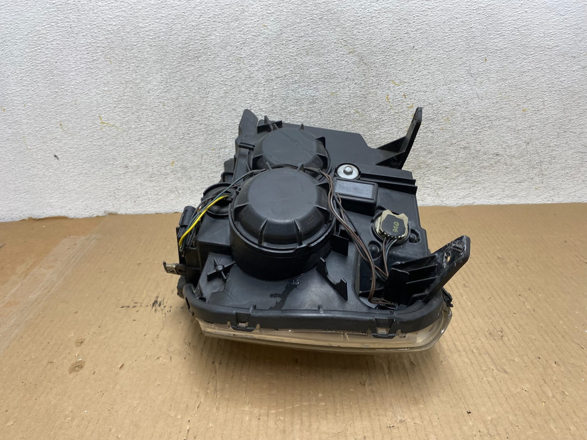 2010 to 2015 GMC Terrain Halogen Passenger Right Rh Side Headlight AH3079 DW9